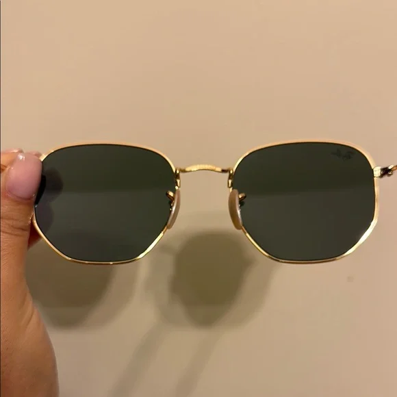 Ray-Ban Gold Sunglasses with Dark Green Lenses - Picture 5 of 7